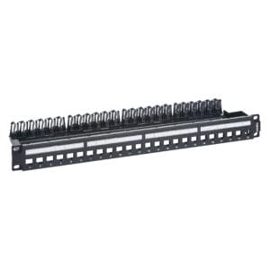 Panneau de brassage Legrand 24 ports RJ45 keystone à équiper 1U 19″